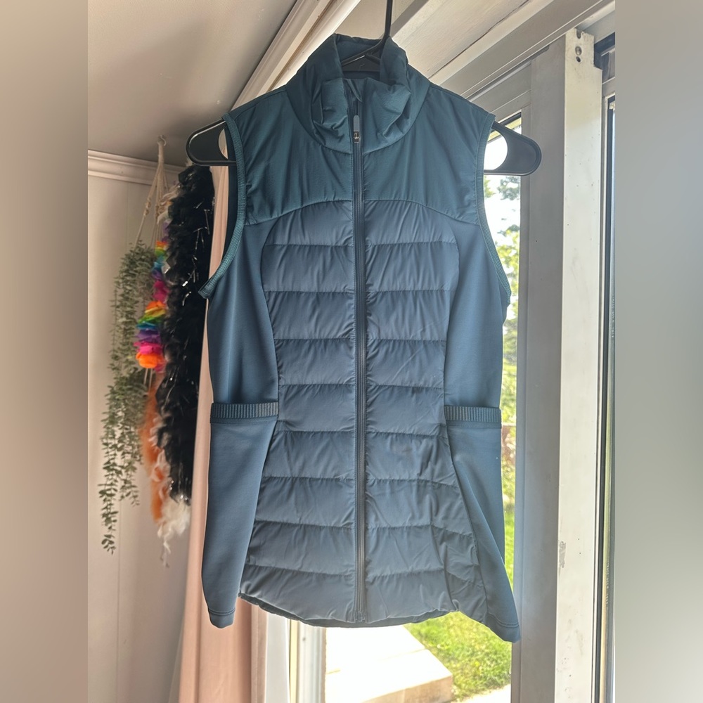 lululemon vest